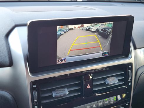 Used 2023 Lexus GX 460 Premium image 20