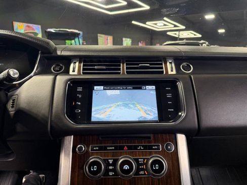Used 2015 Land Rover Range Rover Supercharged AWD/4WD image 14