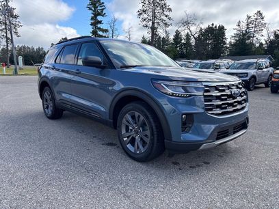 New 2026 Ford Explorer Active w/ Active Comfort Package