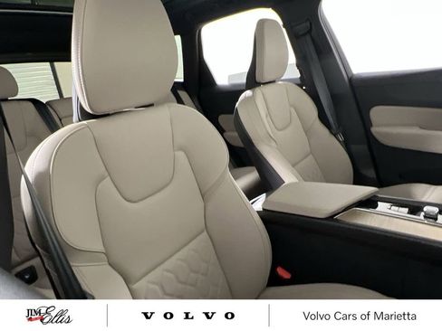New 2026 Volvo XC60 B5 Plus w/ Protection Package Premier image 23