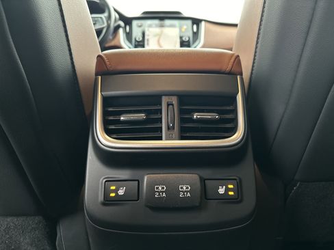 Used 2021 Subaru Legacy Touring XT image 28