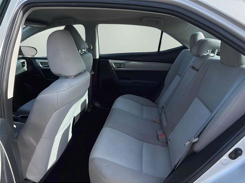 Used 2016 Toyota Corolla LE image 18