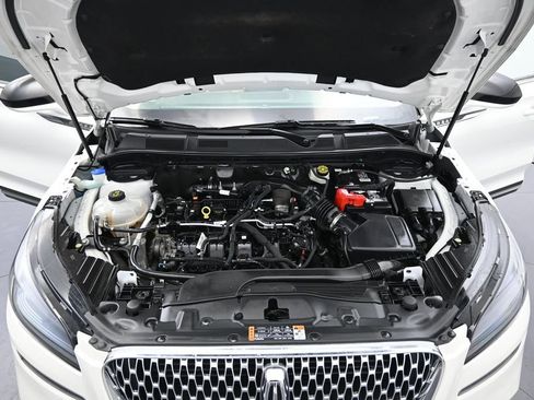 Used 2020 Lincoln Corsair AWD w/ Equipment Group 101A image 30