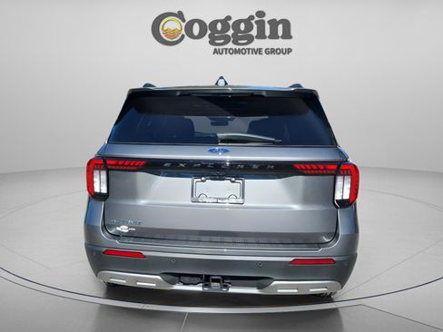 New 2026 Ford Explorer Active w/ Active Comfort Package image 5