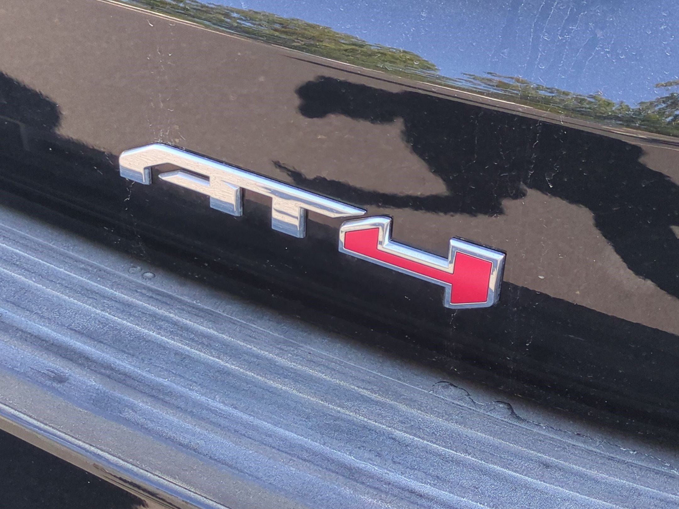 Used 2024 GMC Yukon AT4 AWD/4WD image 35