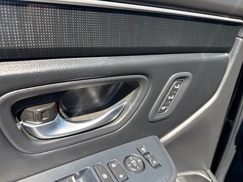 Used 2025 Honda Pilot Black Edition image 11