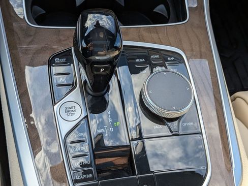 Used 2021 BMW X5 xDrive40i w/ Convenience Package image 26