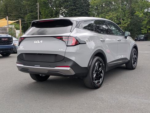 New 2026 Kia Sportage S image 4