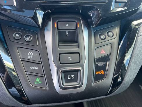Used 2025 Honda Odyssey Elite image 28