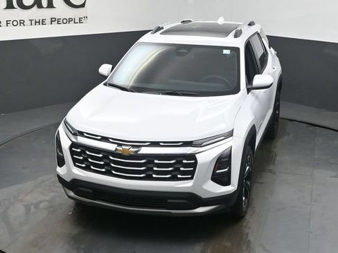 New 2026 Chevrolet Equinox LT w/ LPO, Floor Liner Package FWD image 24