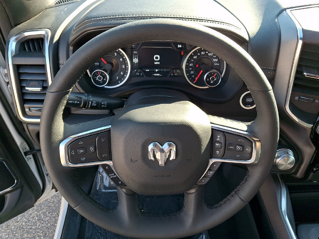 Used 2026 RAM 1500 Laramie AWD/4WD image 18
