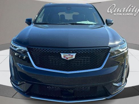 New 2025 Cadillac XT6 Sport w/ Technology Package image 8