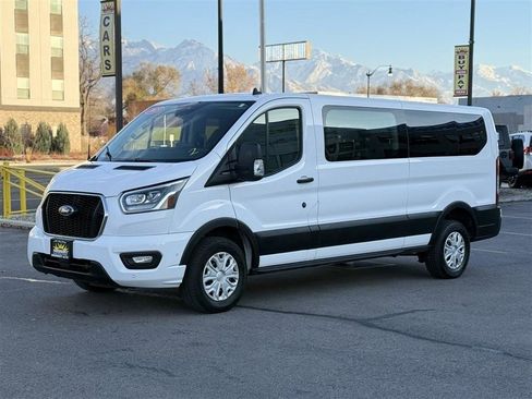 Used 2023 Ford Transit 350 XLT RWD image 3