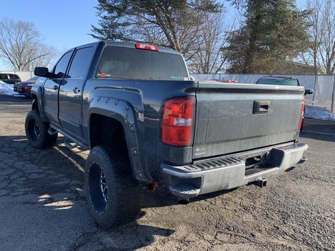 Used 2017 GMC Sierra 1500 SLE w/ SLE Value Package image 6