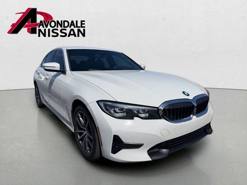 Used 2019 BMW 330i Sedan w/ Driving Assistance Package RWD image 4