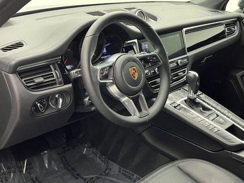 Used 2021 Porsche Macan image 4