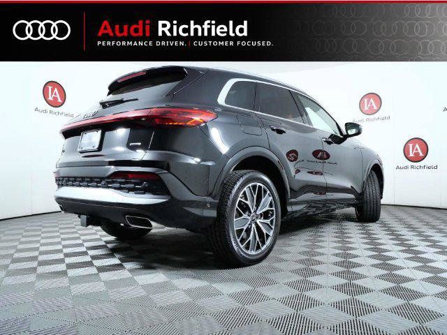 Certified 2025 Audi Q5 Premium w/ Premium Plus AWD/4WD image 9