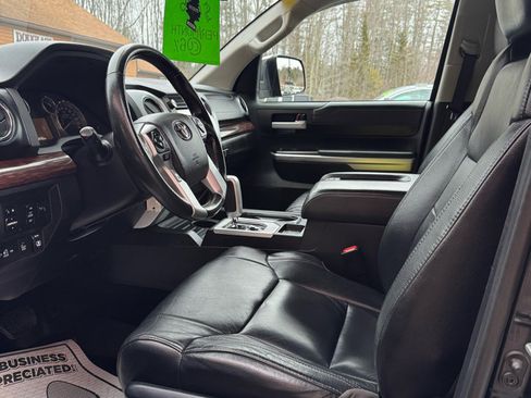 Used 2017 Toyota Tundra Limited image 7