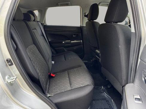 Used 2021 Mitsubishi Outlander Sport SE image 16