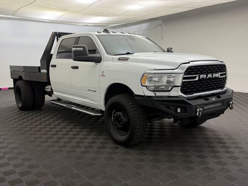 Used 2023 RAM 3500 Big Horn w/ Level 1 Equipment Group AWD/4WD image 7