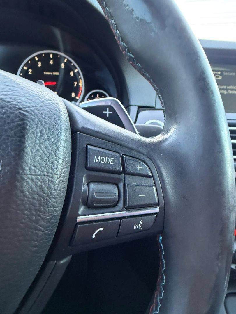 Used 2013 BMW M5 RWD image 22