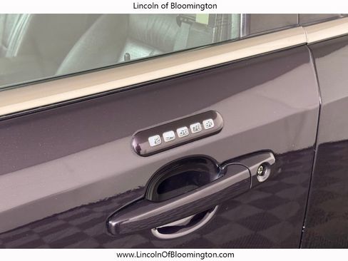 Used 2007 Lincoln MKX AWD image 12