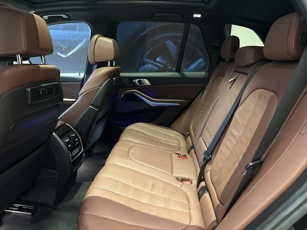Used 2020 BMW X5 xDrive40i w/ Premium Package AWD/4WD image 16