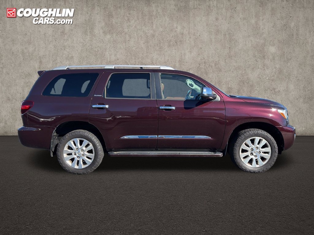 Used 2018 Toyota Sequoia Platinum AWD/4WD image 10
