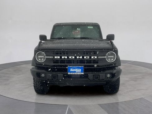 Used 2022 Ford Bronco Black Diamond image 10