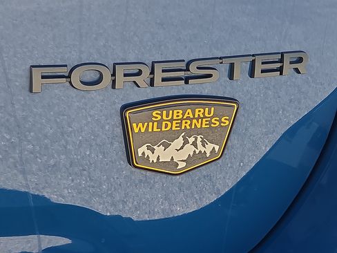 Used 2024 Subaru Forester Wilderness w/ Convenience Package AWD/4WD image 8
