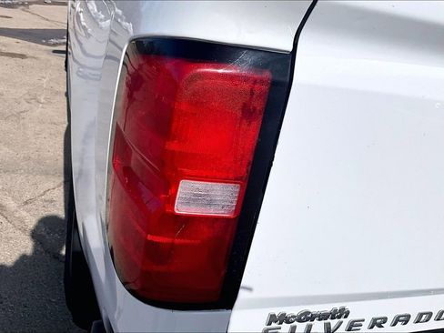 Used 2017 Chevrolet Silverado 1500 LT image 23