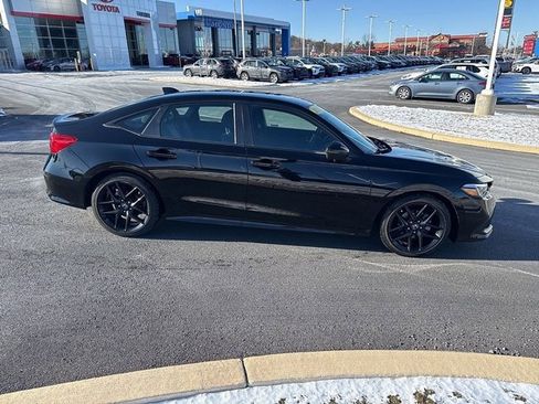 Used 2023 Honda Civic Sport image 8