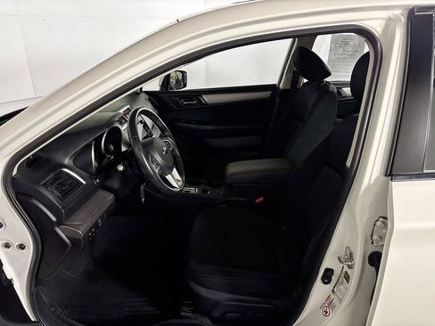 Used 2017 Subaru Legacy 2.5i Premium image 11