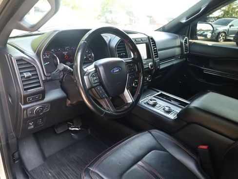 Used 2021 Ford Expedition Limited AWD/4WD image 9