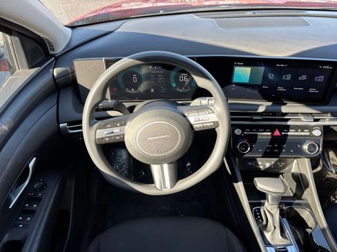 Used 2025 Hyundai Tucson SEL image 36