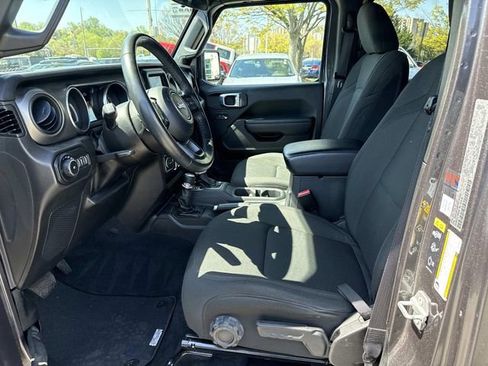 Used 2022 Jeep Wrangler Unlimited Sport image 21
