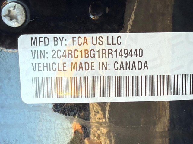 Used 2024 Chrysler Pacifica Touring-L FWD image 33