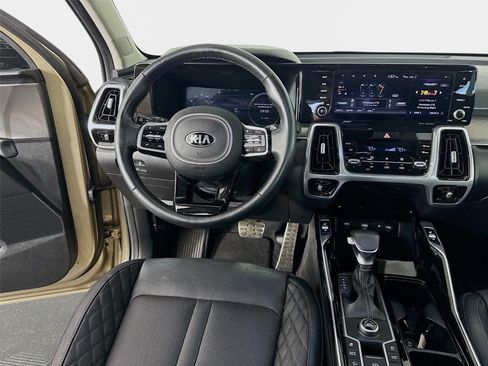 Certified 2021 Kia Sorento SX FWD image 25