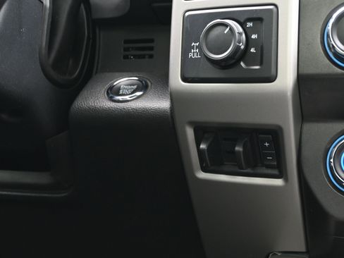 Used 2020 Ford F250 Lariat w/ Lariat Ultimate Package AWD/4WD image 37