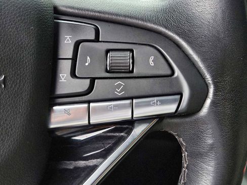 Used 2021 Cadillac Escalade ESV Premium Luxury w/ LPO, Illumination Package RWD image 15