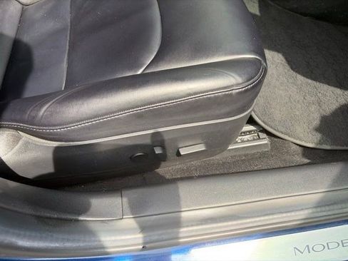 Used 2018 Tesla Model 3 Long Range RWD image 33