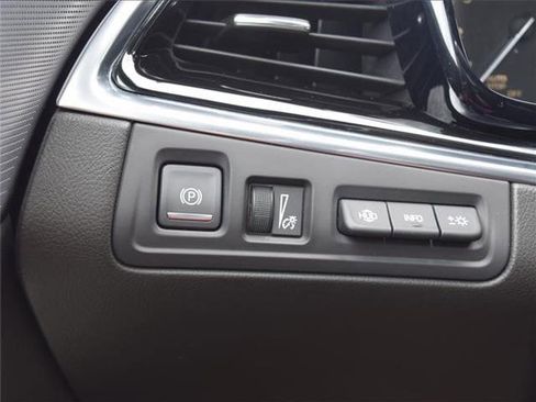 Used 2021 Cadillac XT6 Sport image 13