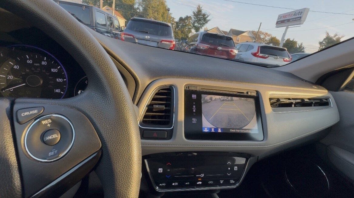 Used 2016 Honda HR-V EX image 28