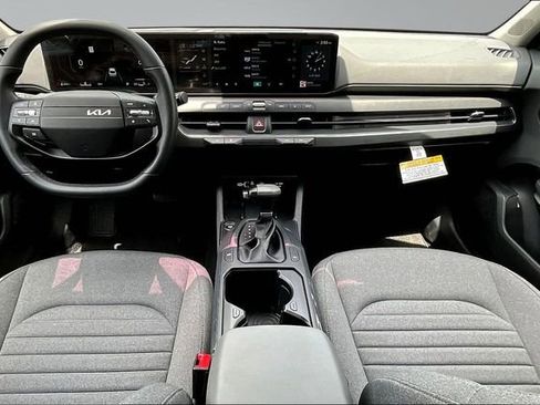 Used 2025 Kia K4 EX FWD image 7