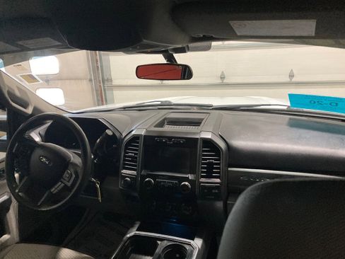 Used 2021 Ford F250 XLT w/ FX4 Off-Road Package image 12