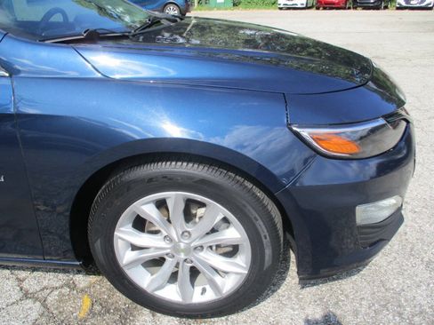 Used 2019 Chevrolet Malibu LT FWD image 22