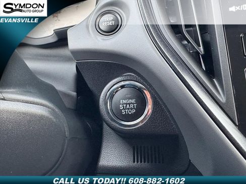 Used 2025 Subaru Crosstrek 2.5i Limited image 20