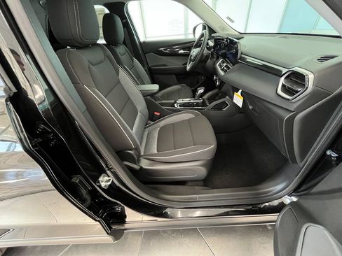 Certified 2024 Chevrolet TrailBlazer LT w/ Convenience Package image 30