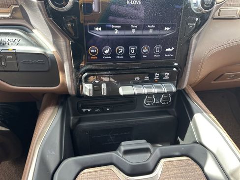 Used 2019 RAM 2500 Limited image 9