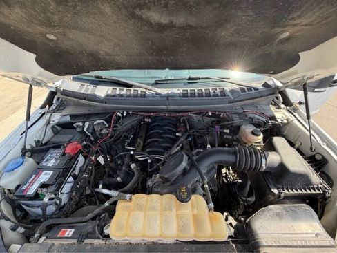 Used 2018 Ford F150 XLT w/ Equipment Group 301A Mid AWD/4WD image 18